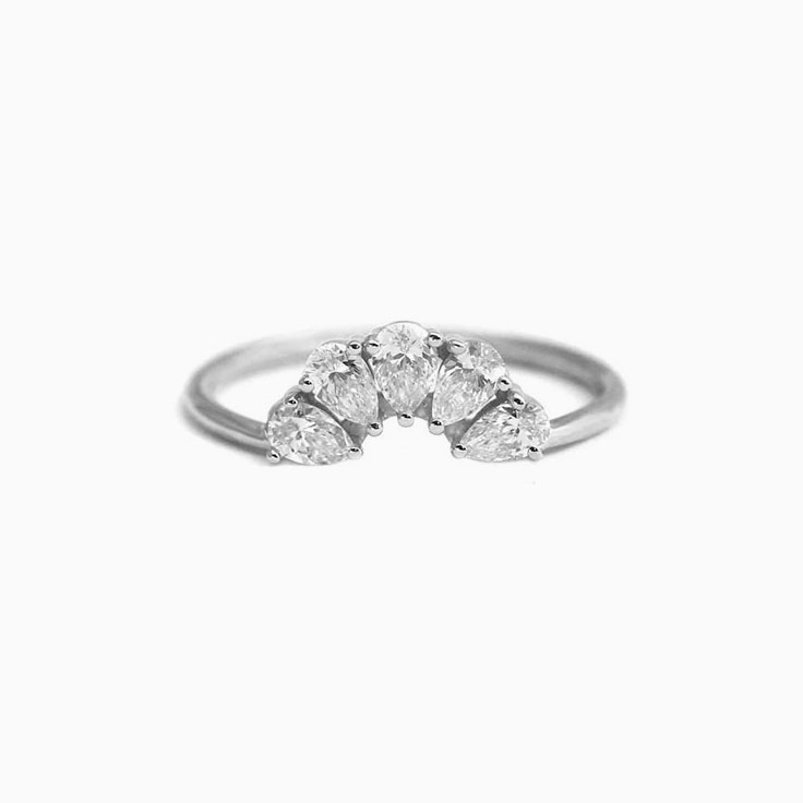Chevron ring with pear diamonds