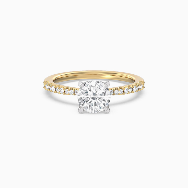 Classic round diamond set in four claw