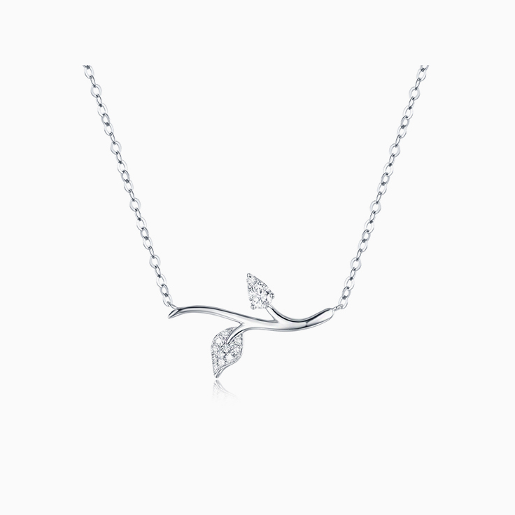 Petal Bar Necklace