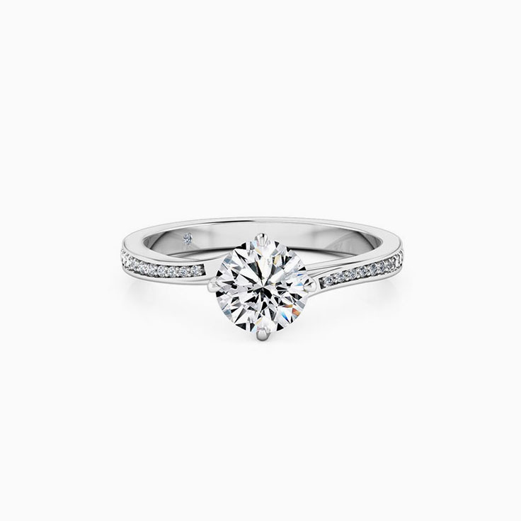Round Brilliant cut diamond on a twisted diamond band