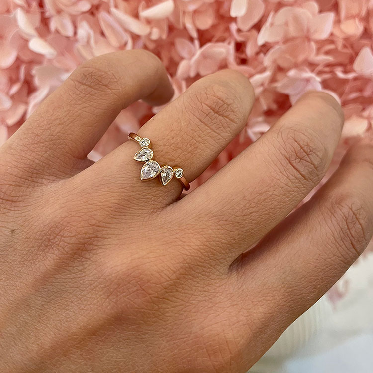 Pear diamond tiara wedding band
