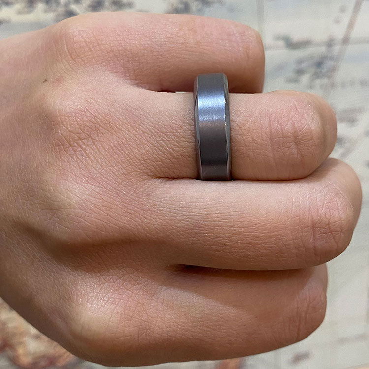 Classic Tantalum mens ring 631B06
